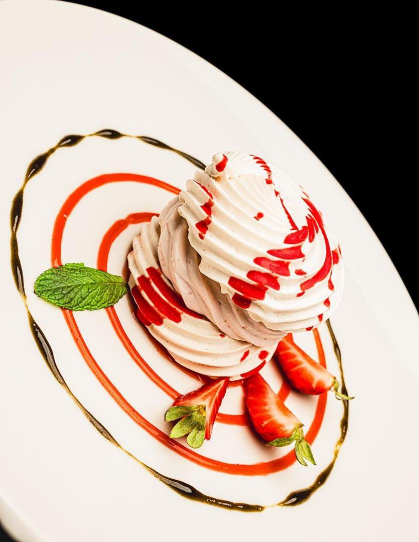 Wine Hotel San Carlo - Relais & Spa - Boutique Hotel Chiuro Exterior photo